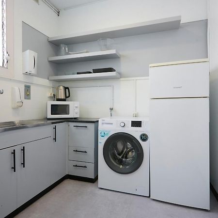 63Par1016- Sunny Apartment In Paralel Barcelone Extérieur photo