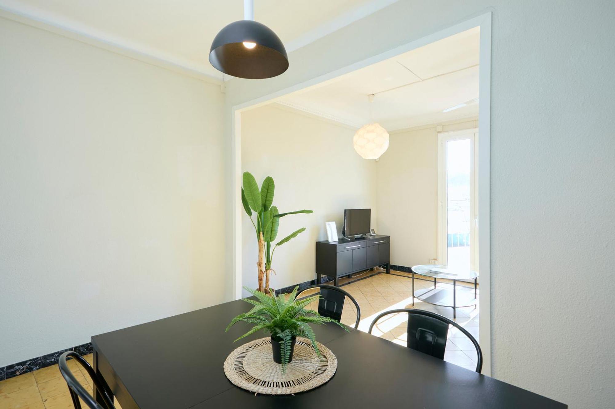 63Par1016- Sunny Apartment In Paralel Barcelone Extérieur photo