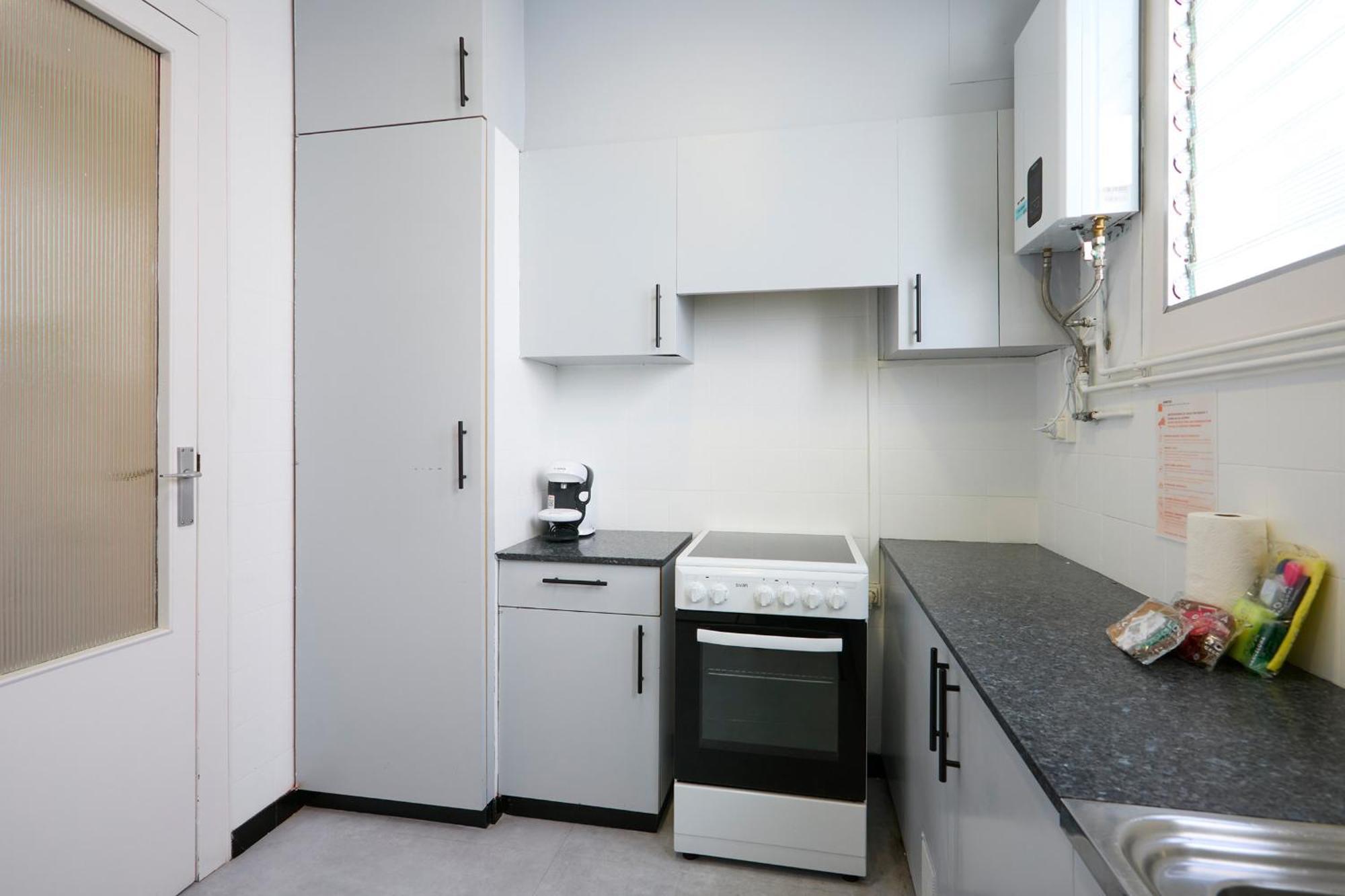 63Par1016- Sunny Apartment In Paralel Barcelone Extérieur photo